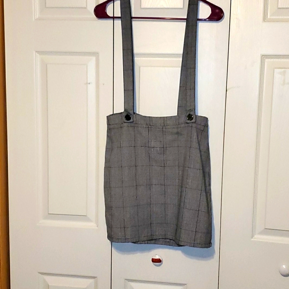 Wild honey size medium overall skirt